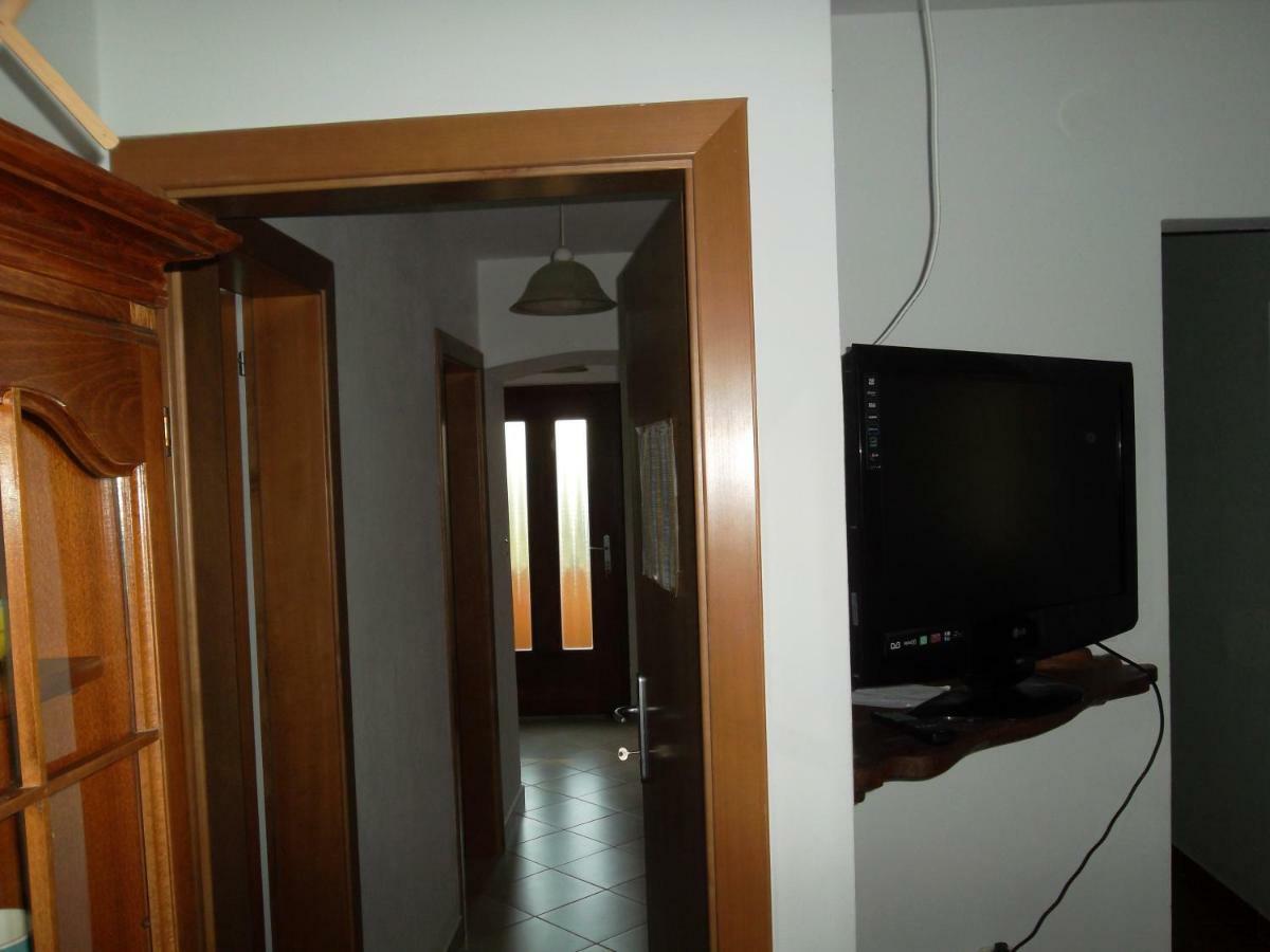 Hodak Apartment Нерезине Екстериор снимка