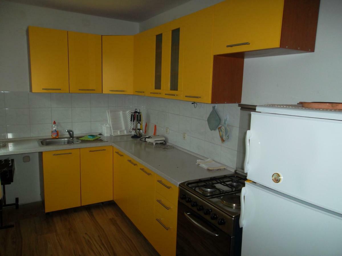 Hodak Apartment Нерезине Екстериор снимка